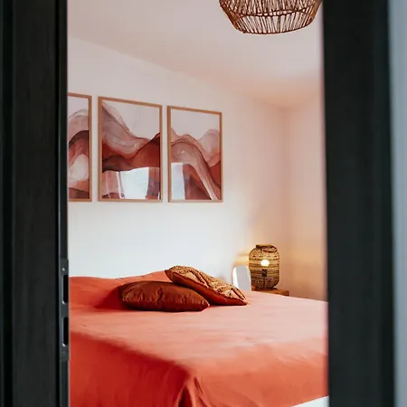 Duplex Spacieux Centre-ville De 公寓