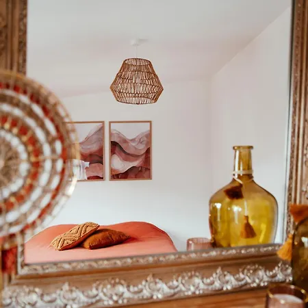 Duplex Spacieux Centre-ville De *